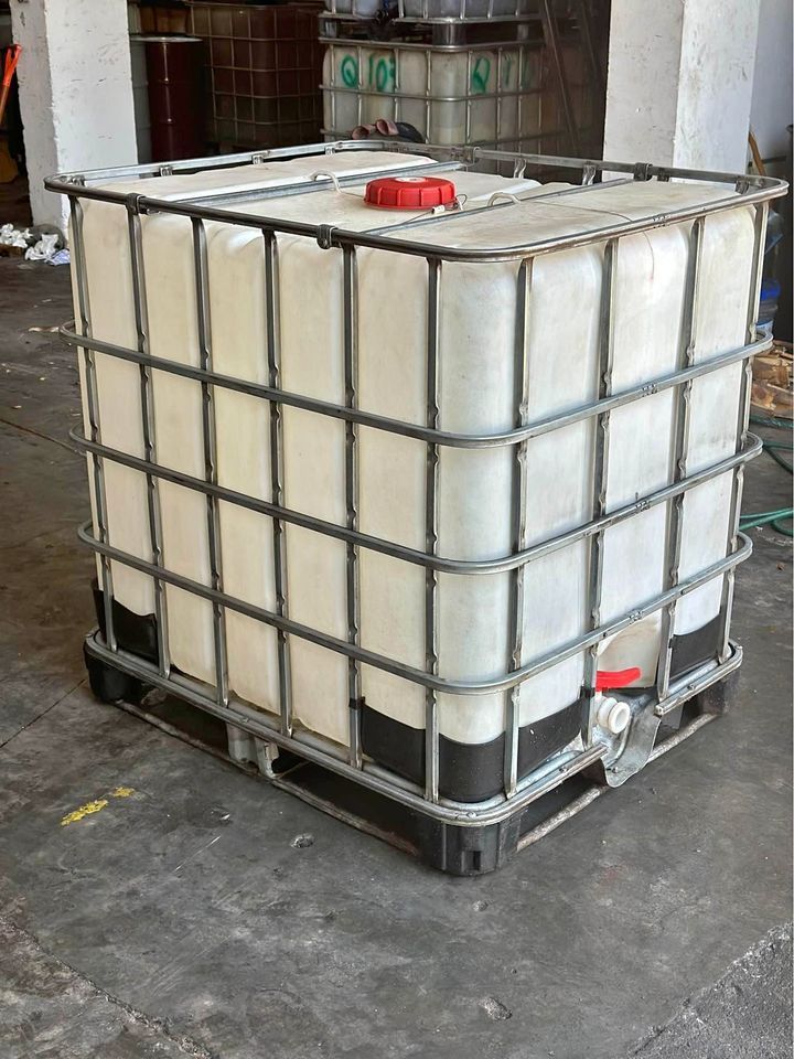 Used 275 Gallon IBC Totes - Los Angeles CA 90011