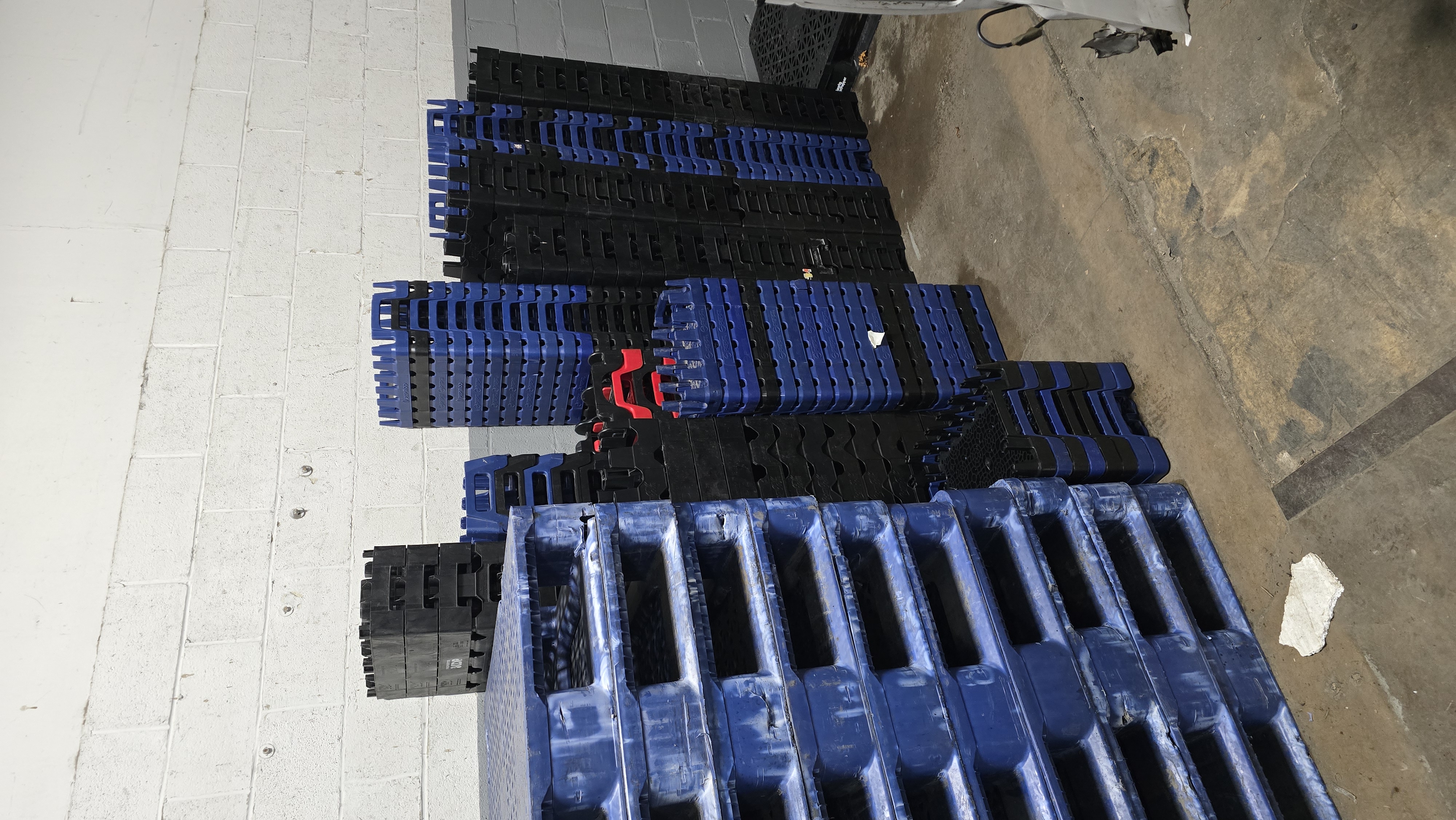 Used 48x48x6 Plastic Pallets - Chicago, IL 60608