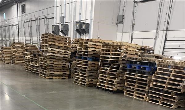 1-time Used Shipping Pallets Standard Size - Middletown, PA 17057
