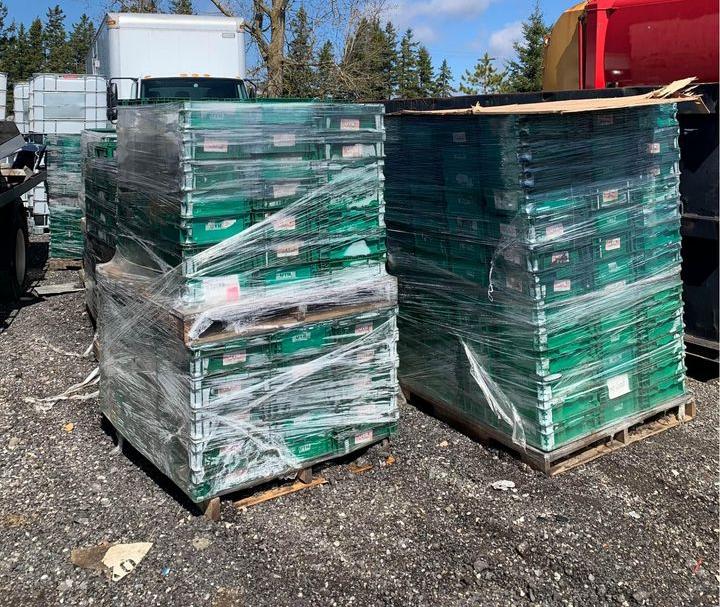37x30x15 cm Small Plastic Crates - Inglewood CA 90302