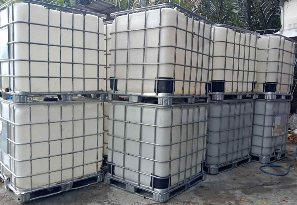 Used IBC 330 gallon Totes Davidson 37241