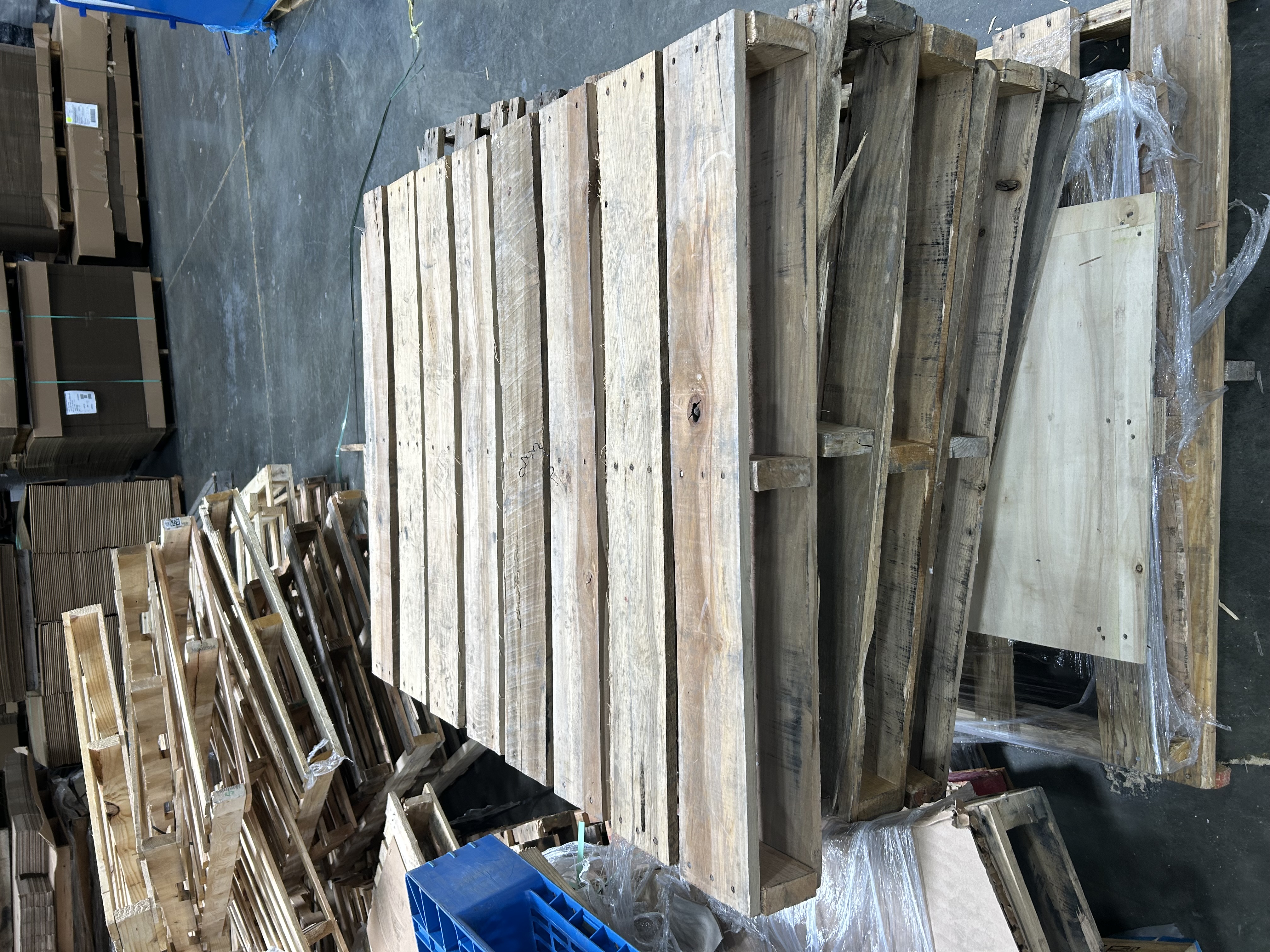 Grade C 48x40x6 Pallets - Newark, CA 94560