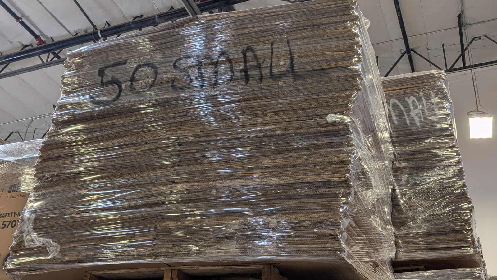 Trailerloads of 3 Wall Gaylords 36 x 36 x 36 - Henderson NV 89014
