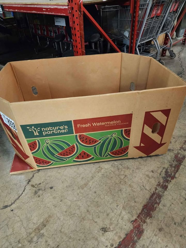 Used 42x34x24 Watermelon Boxes - Bell Gardens CA 90201