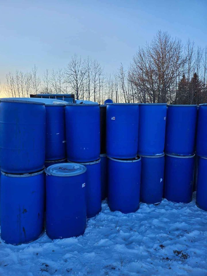Used 60 Gallon Open Head Plastic Drums - Clifton NJ 07011