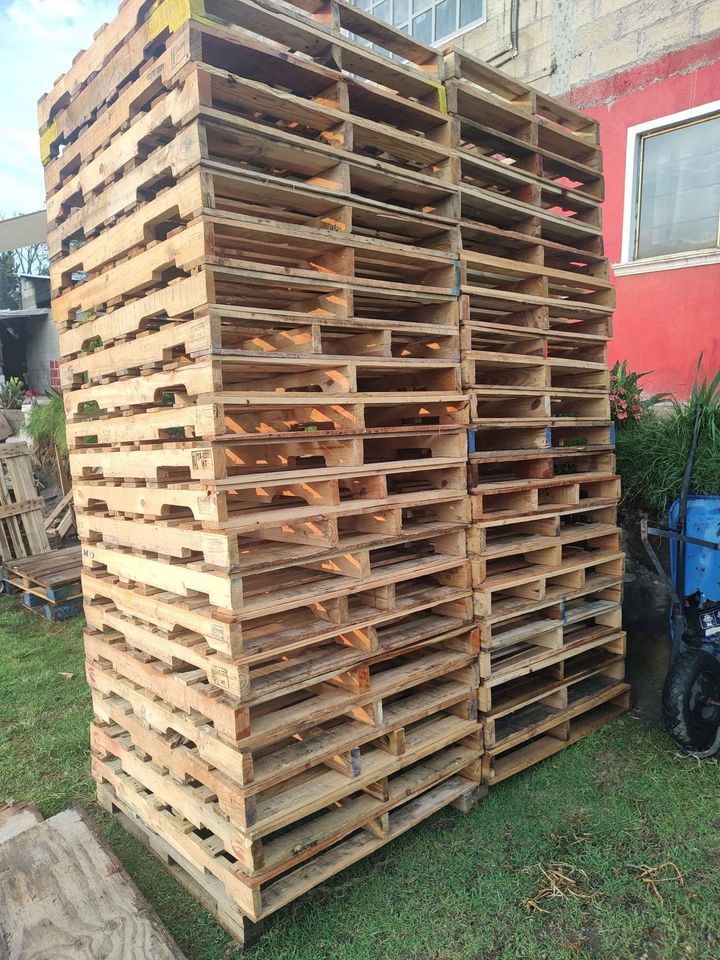 48 x 40 Used 4-way Stringer Pallets - Lake Forest, CA 92630
