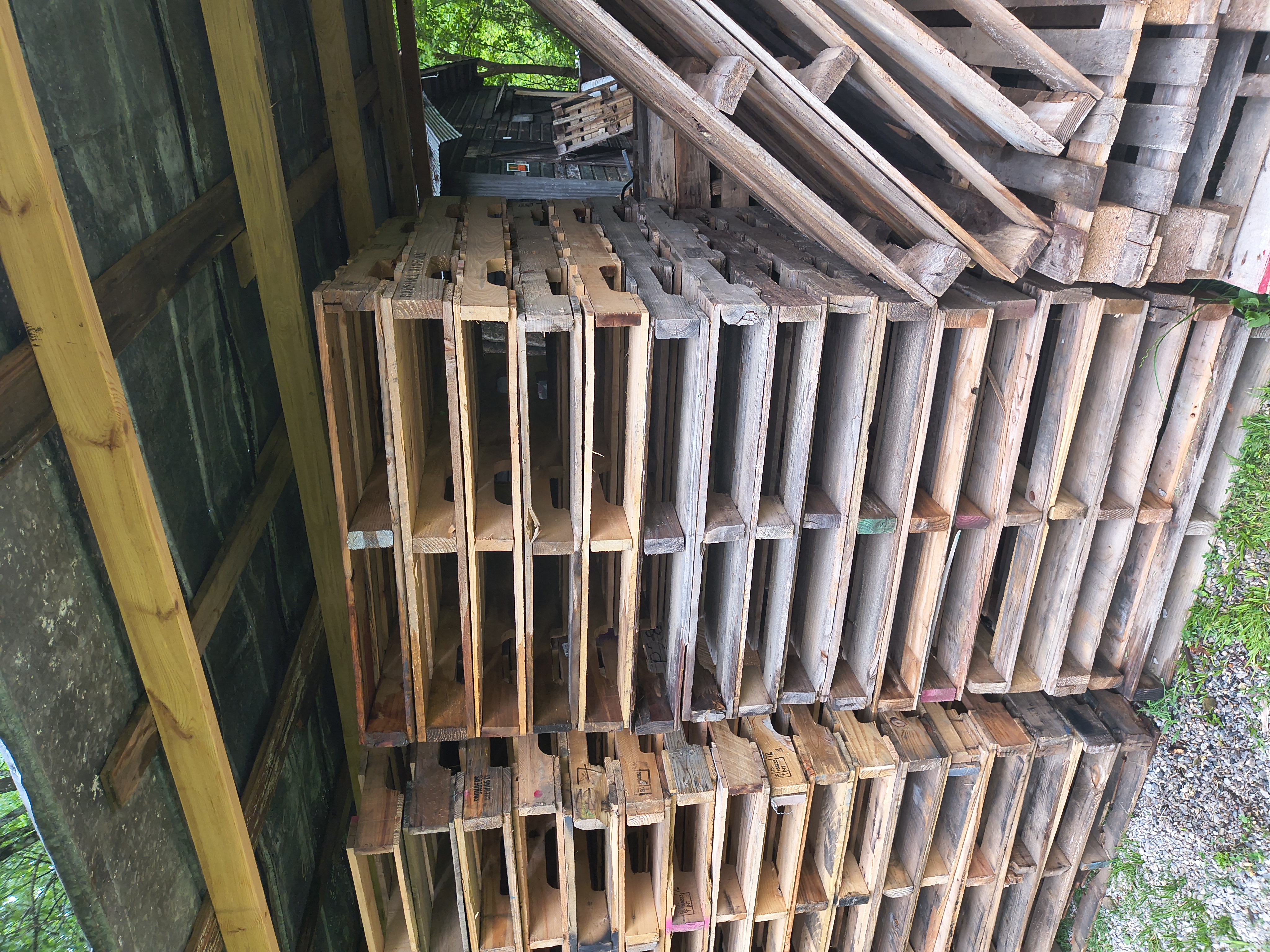 Grade B 48x40x6 Pallets - Pell city, AL 35125