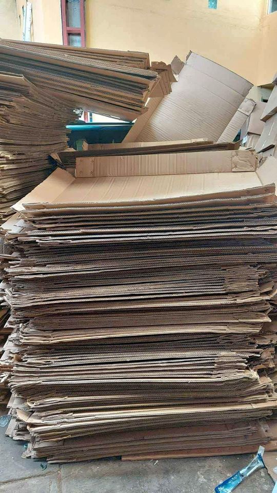 Used Medium Shipping Boxes - Ankeny IA 50023