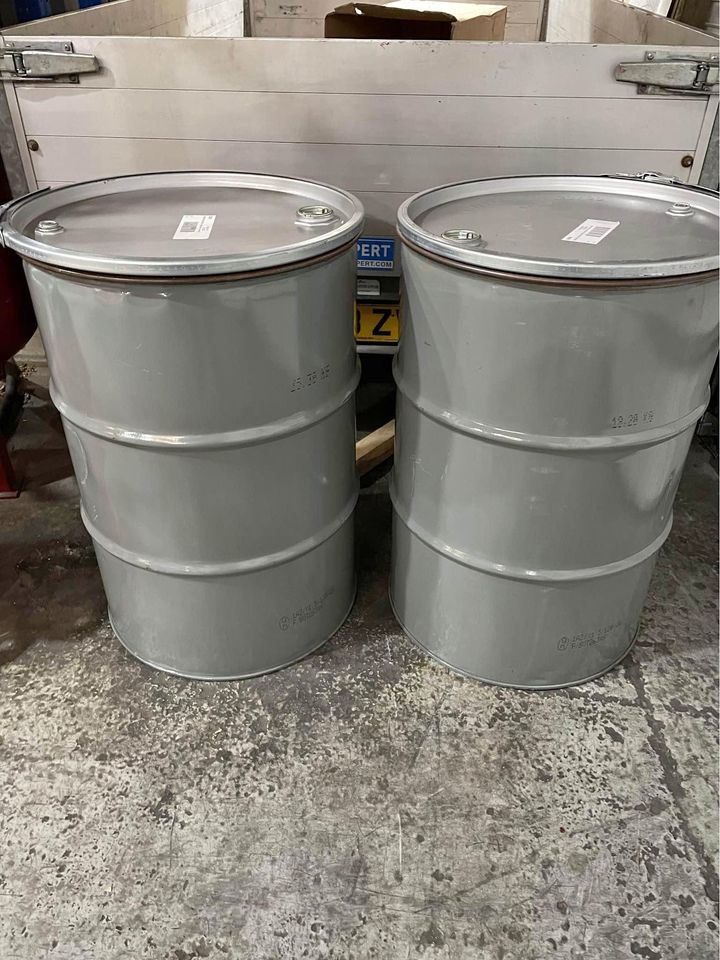 Used 55 Gallon Metal Drums - Montchanin DE 19710