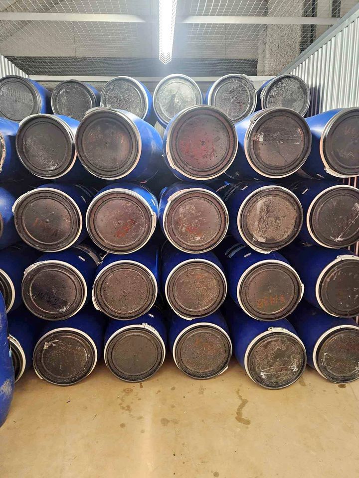 55 Gallon Used Plastic Drums - Greensboro NC 27406