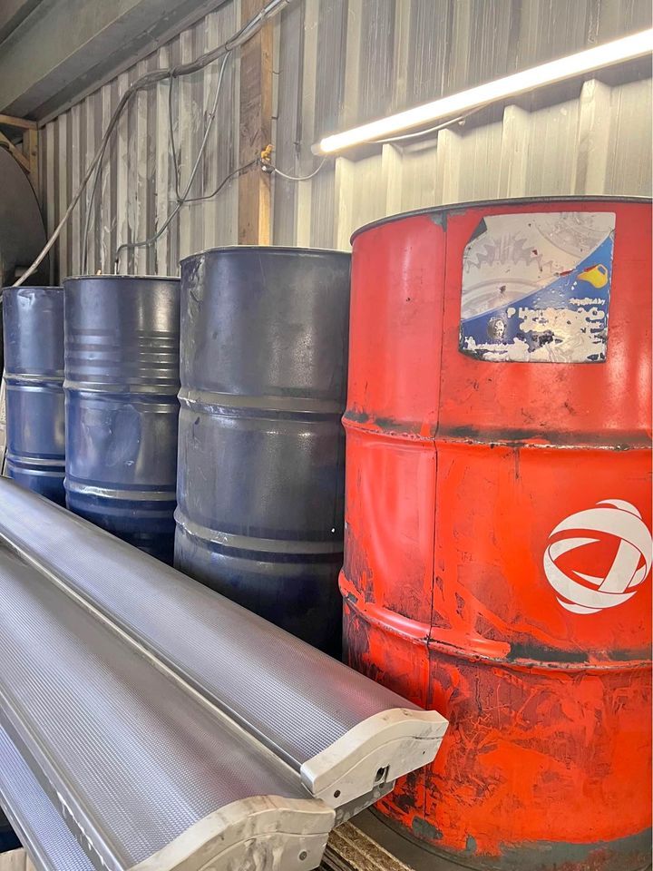 Used 55 Gallon Metal Drums - Nokesville VA 20181