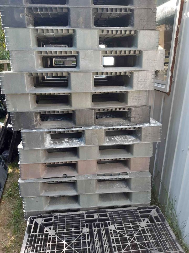 Used 43" x 43" Plastic Pallets - Auburn ME 04210
