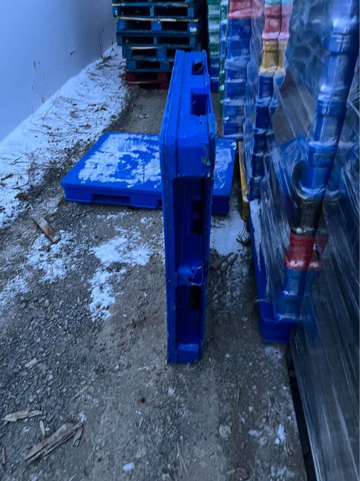Used 40 x 48 CBA Reinforced Plastic Pallets - New Orleans LA 70118