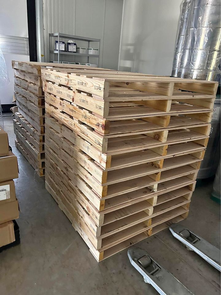 2-Way Entry Heat Treated Hardwood Pallets - Concord NC 28027