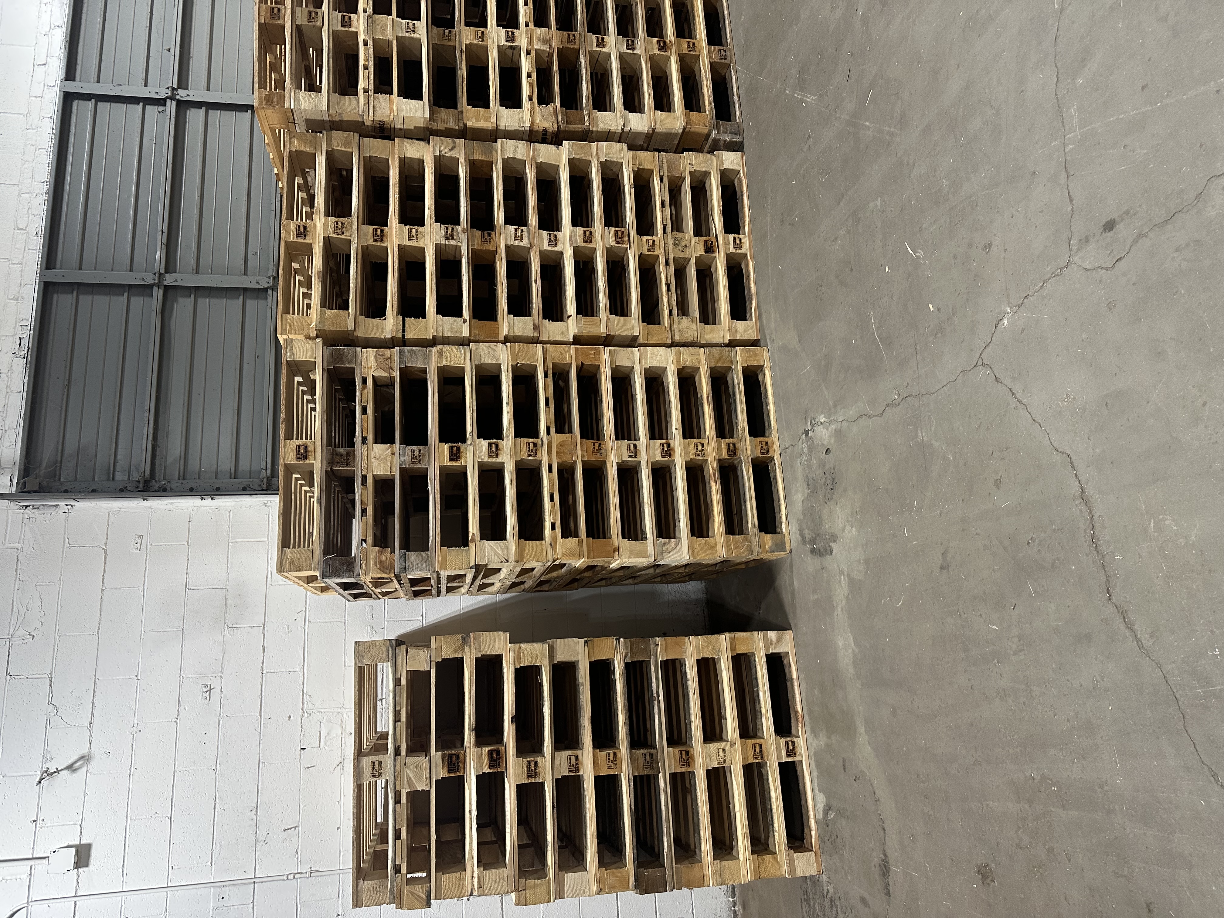 Grade A 40x39 Pallets - East Rutherford, NJ 07073