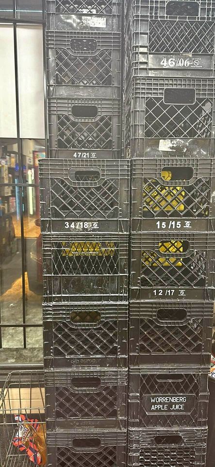 Stackable Plastic Crates - Indianapolis IN 46203