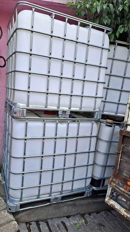 275 Gallon Recycled Used IBC Tanks - Reynoldsburg OH 43068