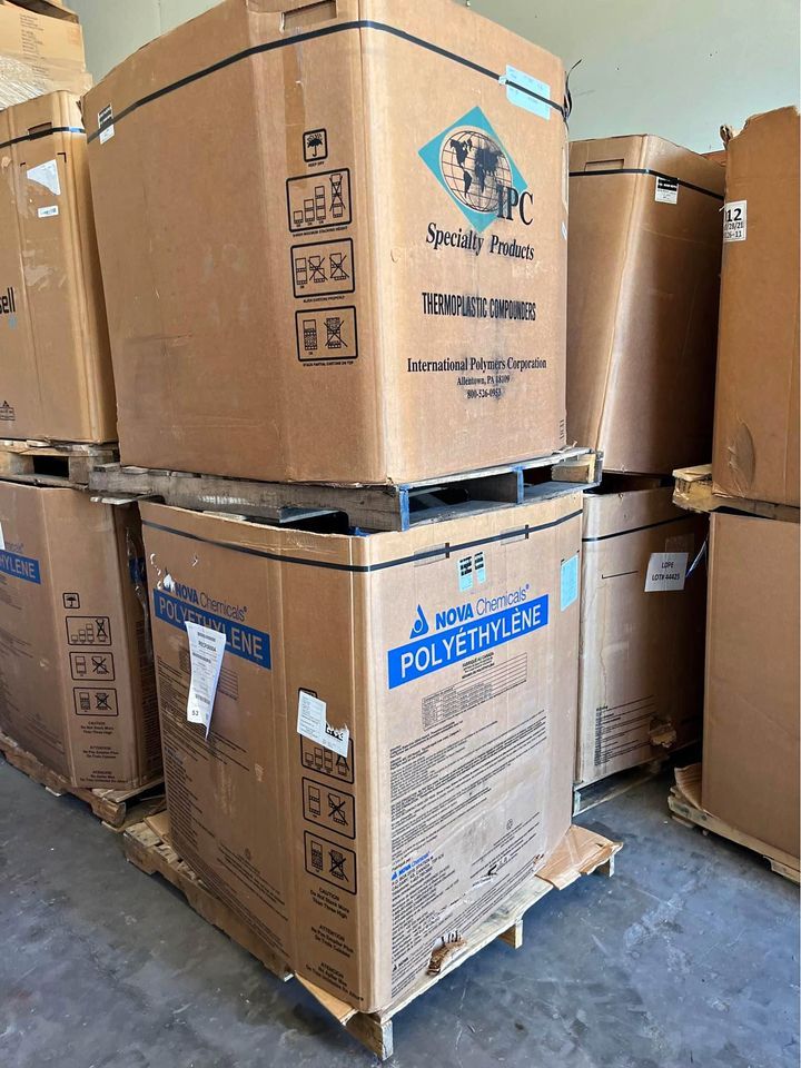 48 x 40 x 46 Used Gaylord Bulk Boxes - Riverton WY 82501