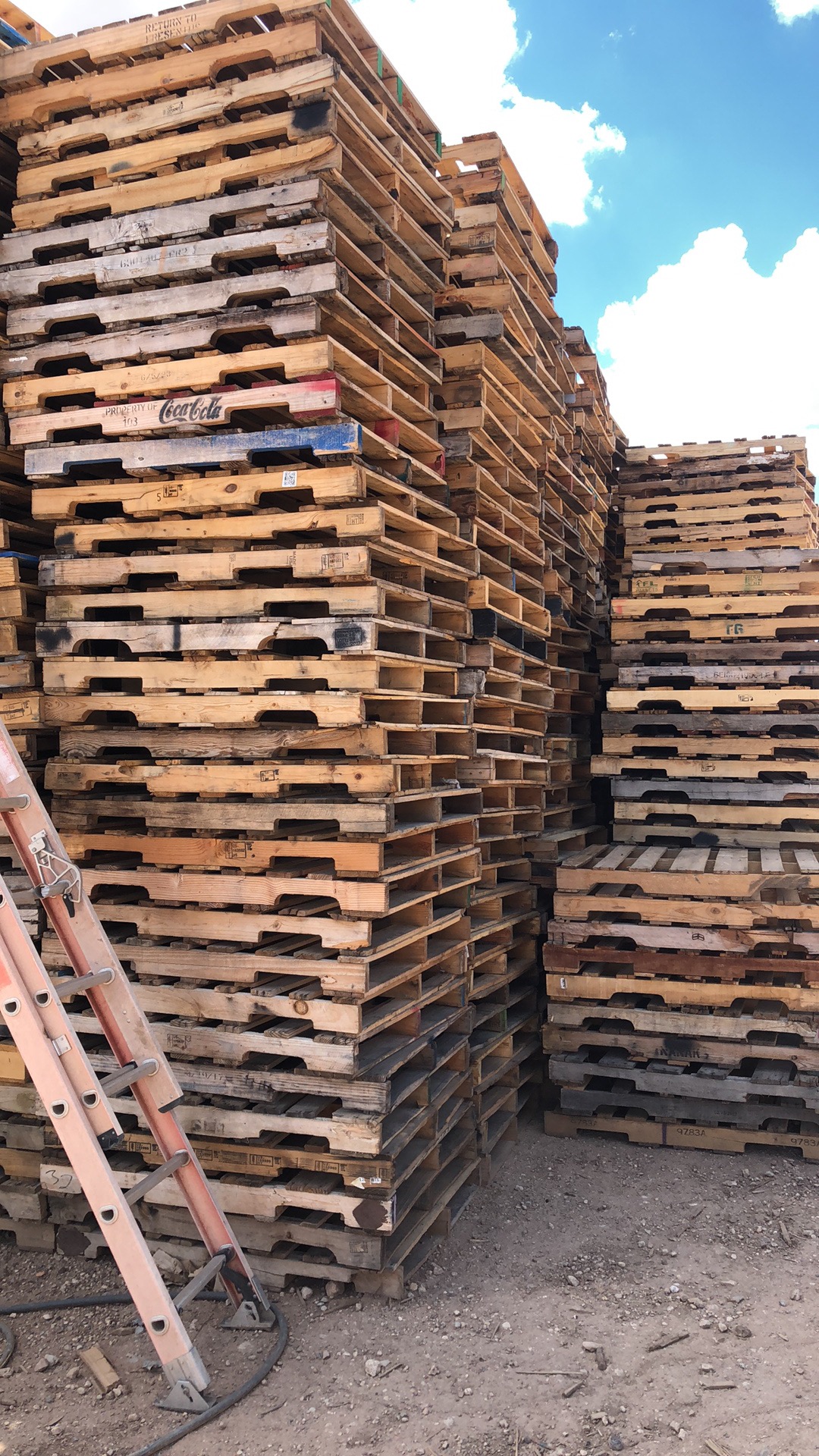Combo 48x40x6 Pallets