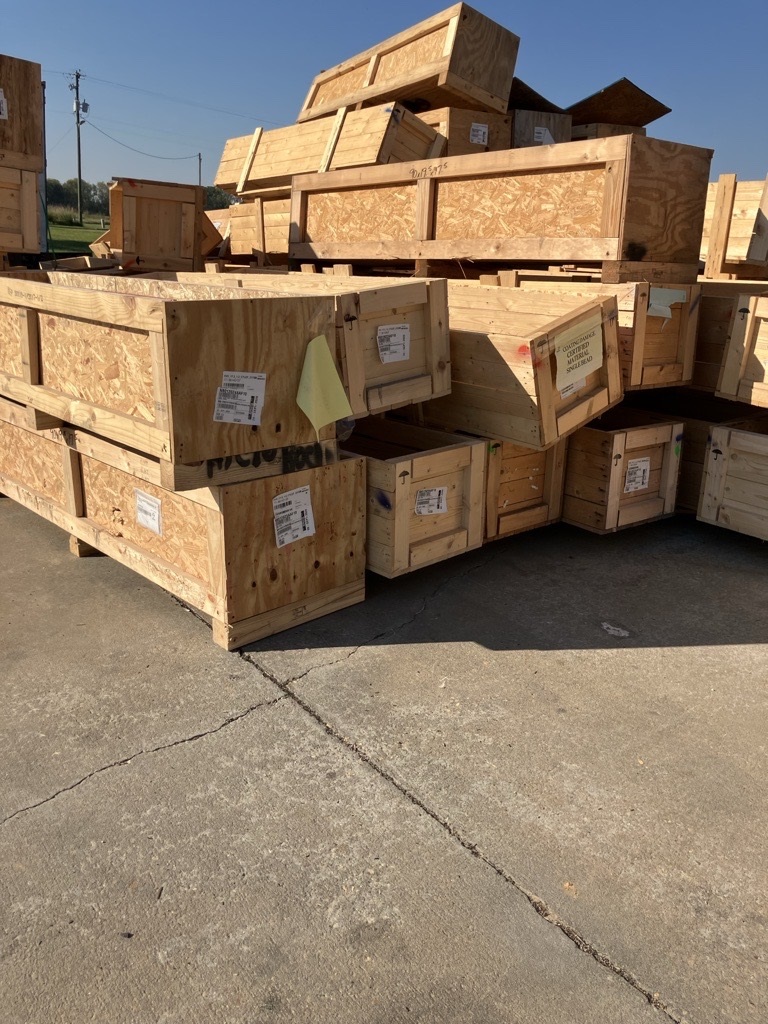 Used 107x20x18.5 Wood Crates - Tallassee, AL 36078